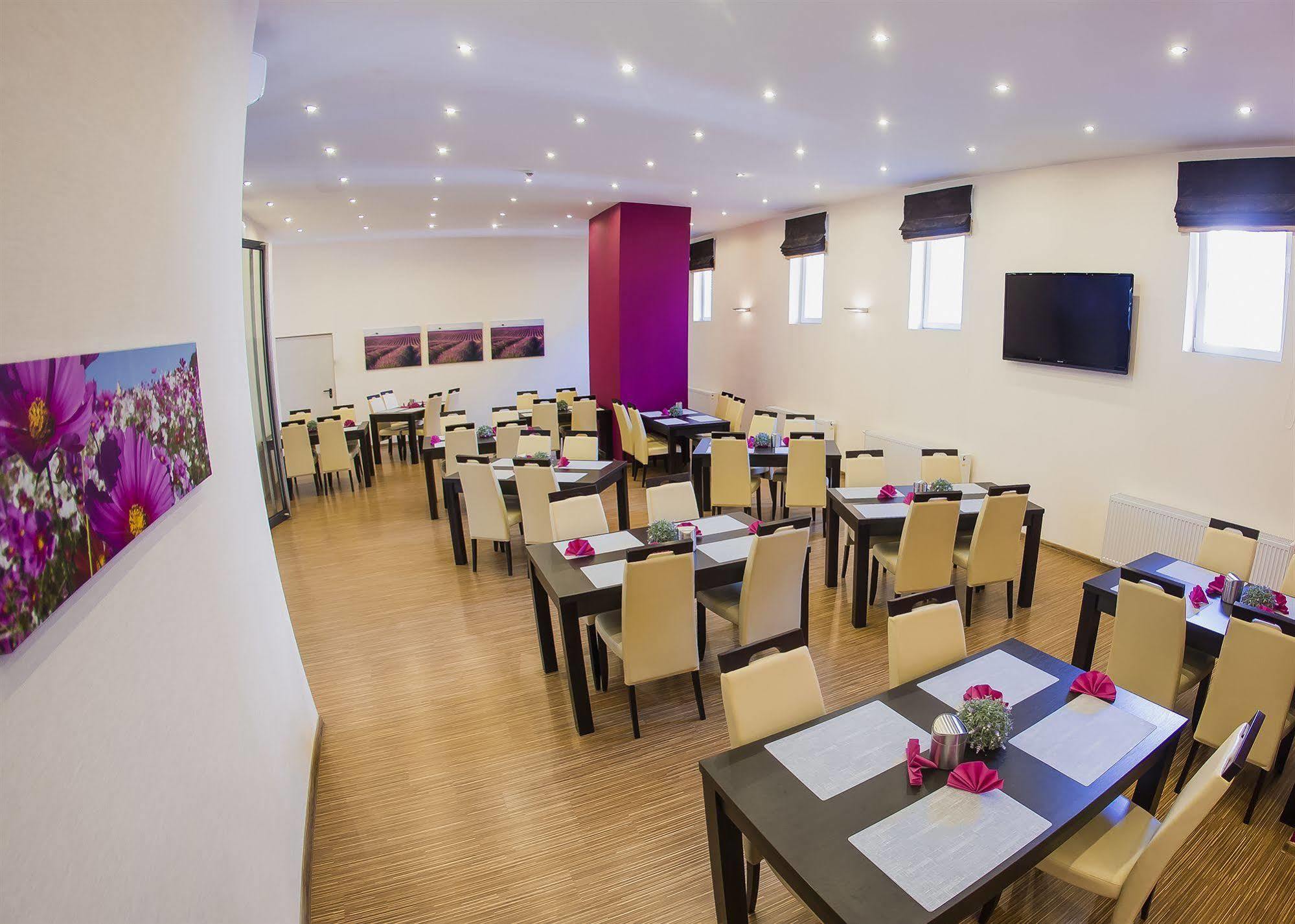 Boutique Hotel'S III Pilsudskiego Łódź Dış mekan fotoğraf